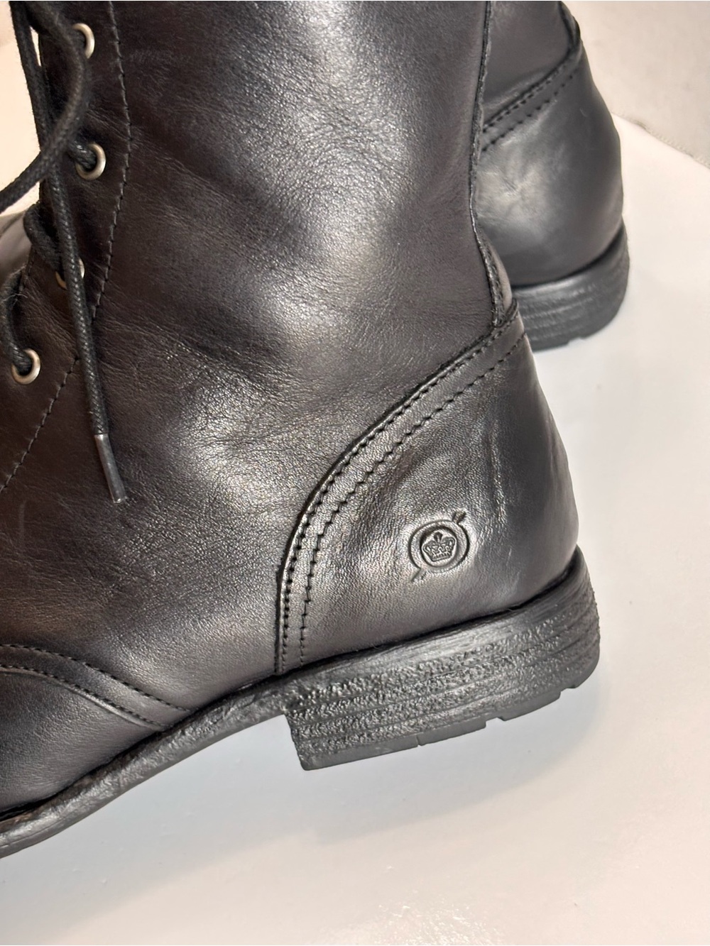 Born Neon Combat Boots Womans Size 8.5 M Black Leather Lace Up Comfort Round Toe - Picture 15 of 16
